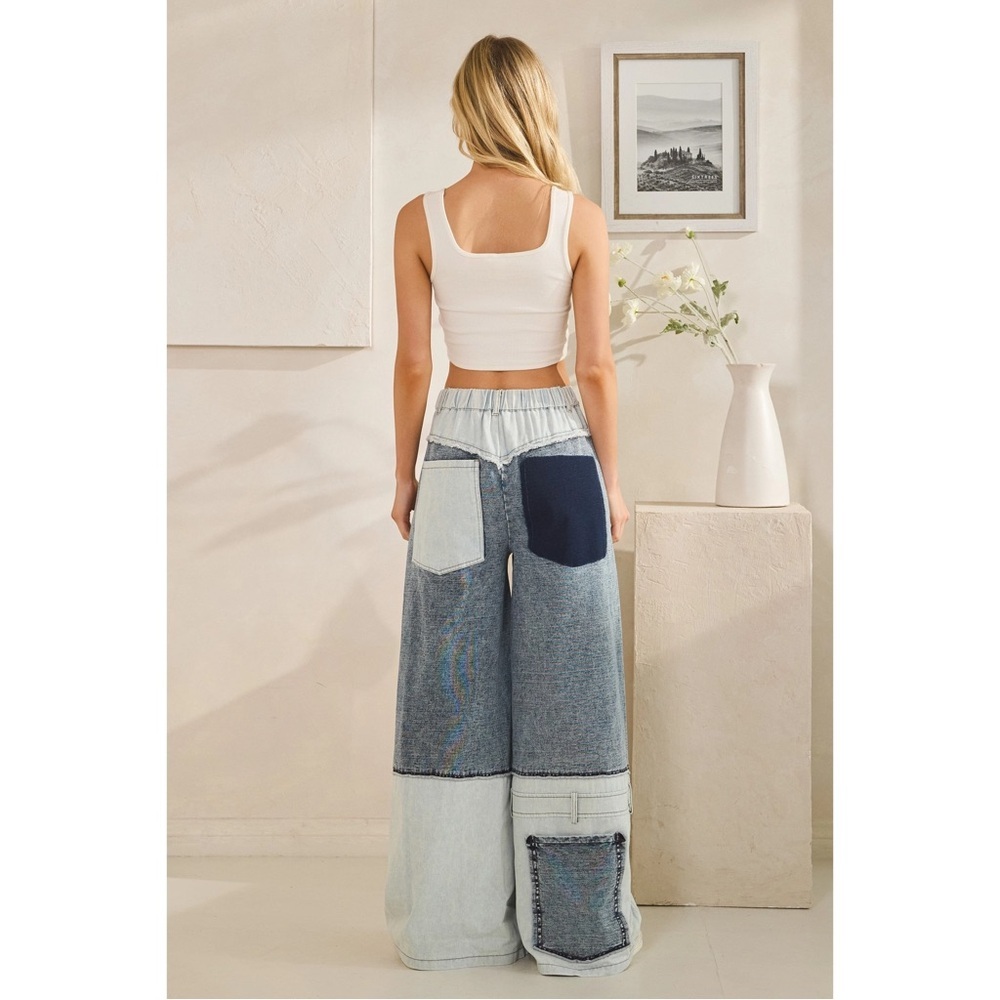 Oli & Hali Two-Tone Light and Dark Denim Wide-Leg Flare Jeans - Picture 3 of 3